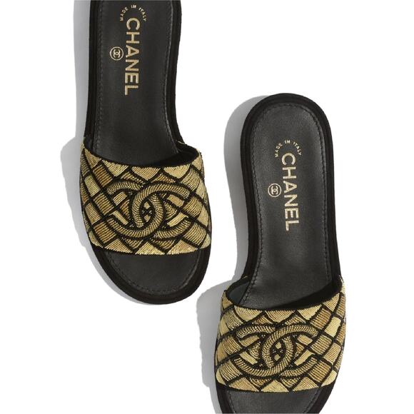 Chanel 21A Gold Black Pearl Embroidery Beaded CC Logo Slide Sandal Mule Flat 38 - Picture 7 of 12
